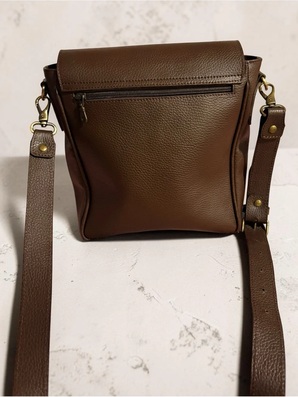 Leather Crossbody Bag in Brown - Gontol Style